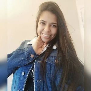 Meet your Posher, Ana